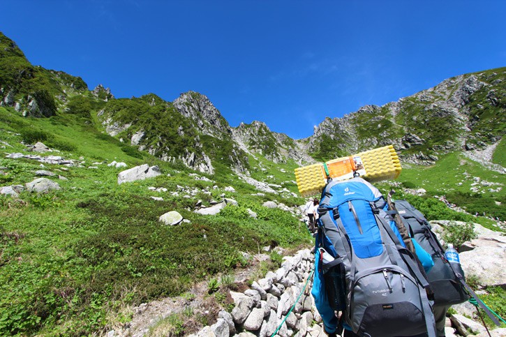 登山をはじめたい超初心者にオススメ 山歩きの基本講座 アウトドアの学校 特別編 ライフスタイル 静岡で活躍する方々を紹介 応援するwebメディア しずおか賢人